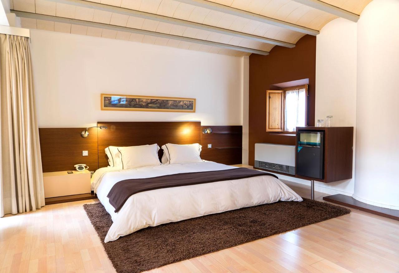 Rustic Double Room,1079110819:JPEG